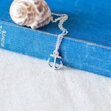 tiny anchor pendant necklace