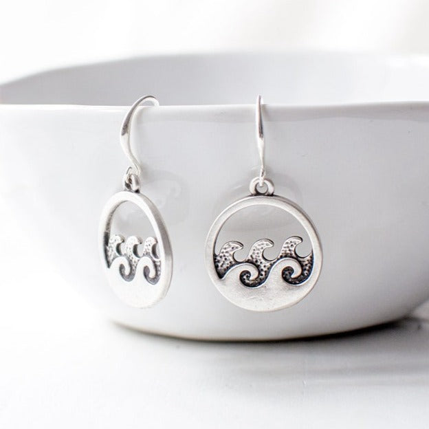 Antique Silver Wave Earrings – Juju Treasures